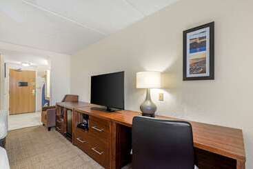 هتل Comfort Inn Kissimmee-Lake Buena Vista South