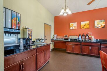 هتل Comfort Inn Kissimmee-Lake Buena Vista South