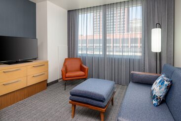 هتل Courtyard By Marriott Buffalo Downtown/canalside