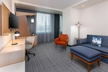 هتل Courtyard By Marriott Buffalo Downtown/canalside