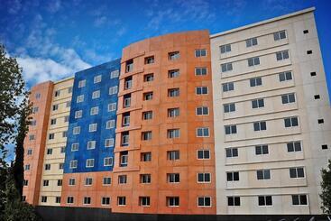 هتل Courtyard Toluca Tollocan