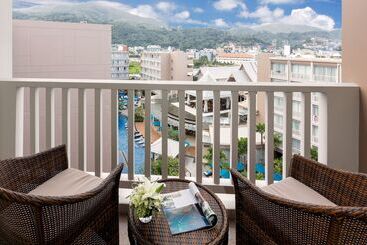 Grand Mercure Phuket Patong - Patong Beach