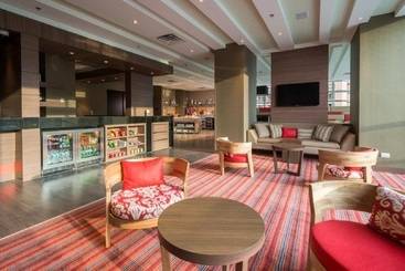 هتل Hampton By Hilton Cali, Colombia