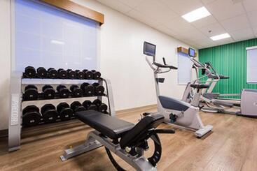Holiday Inn Express Hotel & Suites Reading, An Ihg