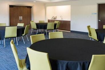 ホテル Holiday Inn Express & Suites Lexington North West The Vineyard, An Ihg