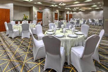 هتل Holiday Inn Rocky Mount I 95 @ Us 64, An Ihg