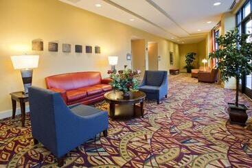 هتل Holiday Inn Rocky Mount I 95 @ Us 64, An Ihg
