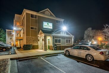 هتل Hometowne Studios By Red Roof Gainesville, Ga