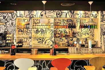 هتل Ibis Rotterdam City Centre