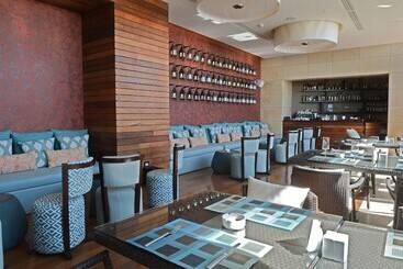 هتل Lancaster Plaza Beirut