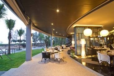 هتل Le Coral Resort