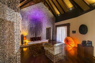 هتل Le Domaine De L Orangeraie Resort And Spa