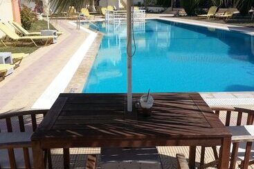 هتل Casa Blue Sarantis