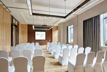 هتل Pullman Weifang