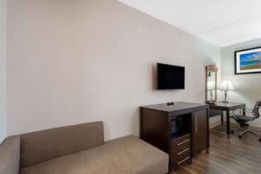 هتل Ramada By Wyndham Panama City