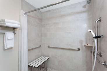 هتل Ramada By Wyndham Panama City