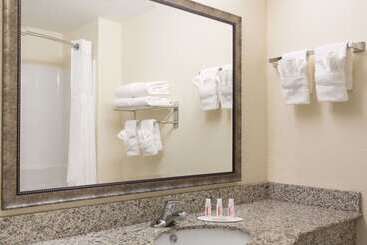هتل Ramada By Wyndham Panama City