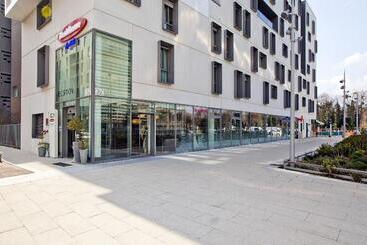 هتل Residhome Paris Issy Les Moulineaux