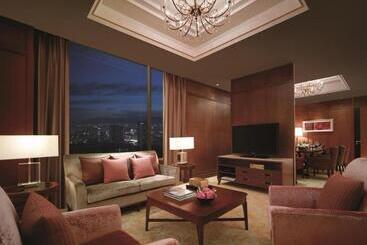 هتل Shangrila Huhhot