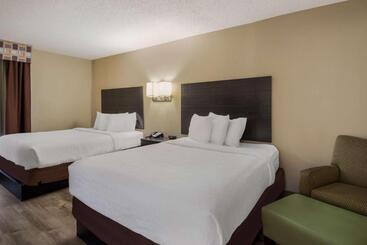 Surestay Plus Hotel By Best Western Jackson