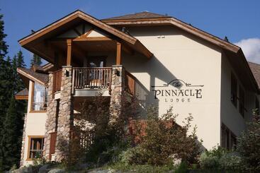 هتل The Pinnacle Lodge