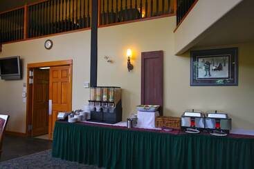 هتل The Pinnacle Lodge