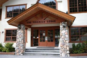 هتل The Pinnacle Lodge