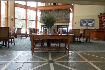 هتل The Pinnacle Lodge