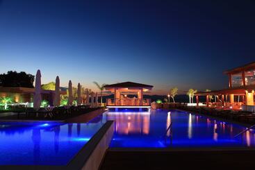 Hotel Villa Di Mare Seaside Suites