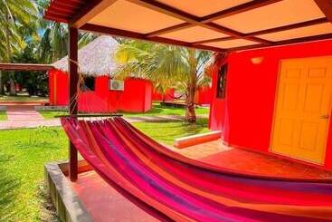 Las Hojas Resort & Beach Club
