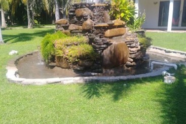 Las Hojas Resort & Beach Club