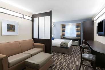 Microtel Inn And Suites Baton Rouge Airport