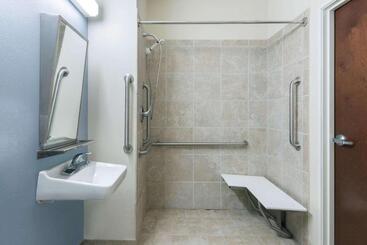 Microtel Inn And Suites Baton Rouge Airport