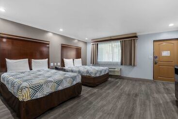 Motel 6 Carlsbad, Ca North