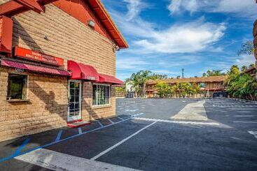 Motel 6 Carlsbad, Ca North