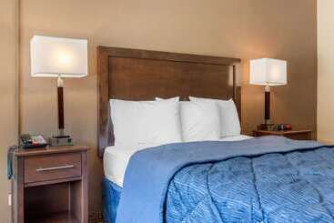 مُتل Rodeway Inn