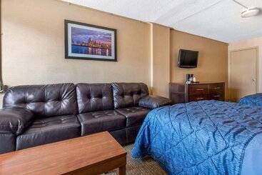 مُتل Rodeway Inn