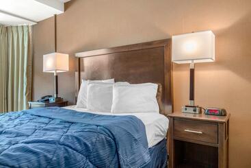 مُتل Rodeway Inn