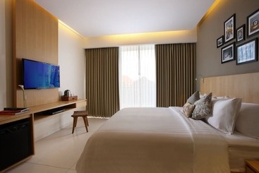 Ossotel Legian
