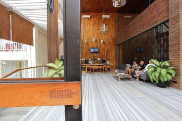 Ossotel Legian