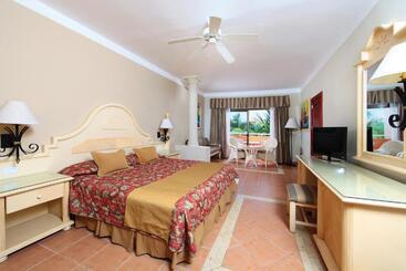 استراحتگاه Bahia Principe Grand Turquesa - All Inclusive