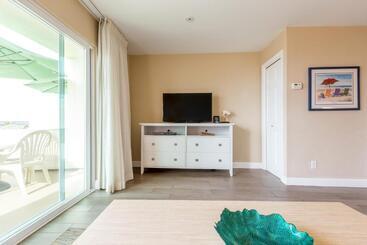 استراحتگاه Southern California Beach Club