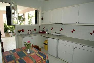 Acapulco Marinos Apartments Adults Only