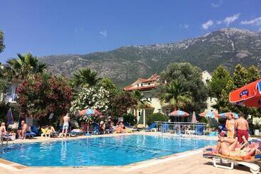 Gorkem Hotel & Apartments