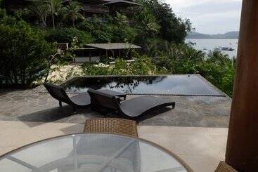 هتل Asya Premier Suites
