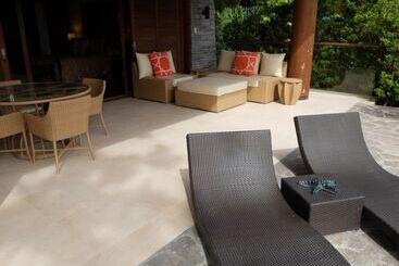 هتل Asya Premier Suites