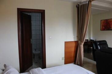 هتل Bano Palace