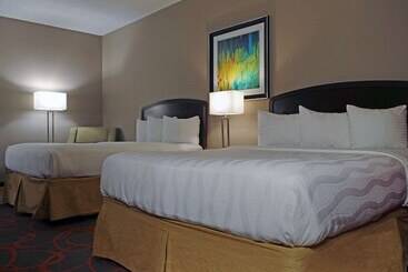 בית מלון כפרי Baymont By Wyndham O Fallon St. Louis Area