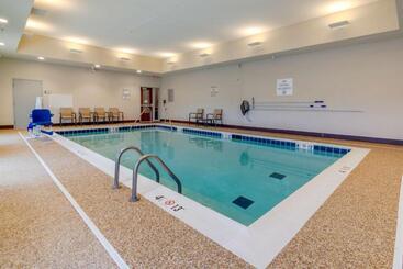 هتل Best Western Plus St. Louis Airport