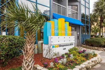 هتل Bluegreen Vacations Seaglass Tower, Ascend Resort Collection